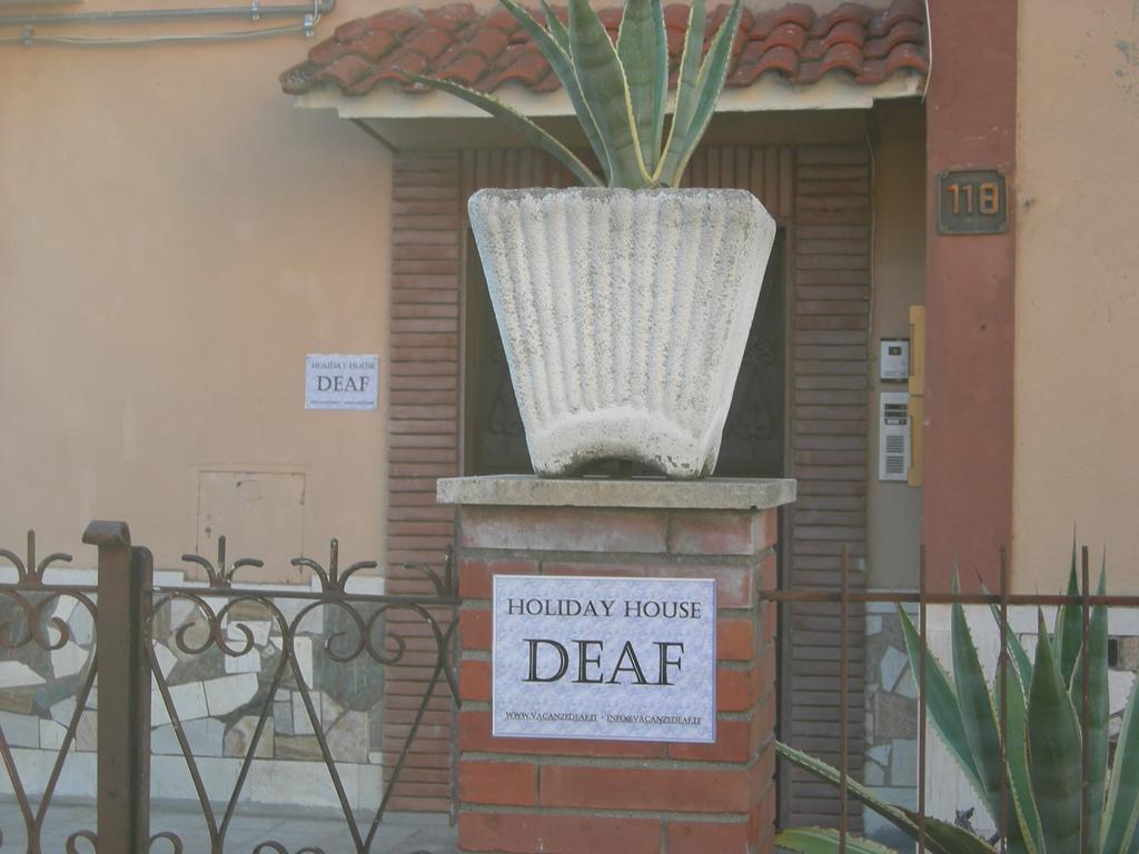 Vacanze Deaf 로마 외부 사진